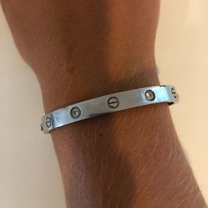 Cartier Love Bracelet - White Gold - 4 Diamonds